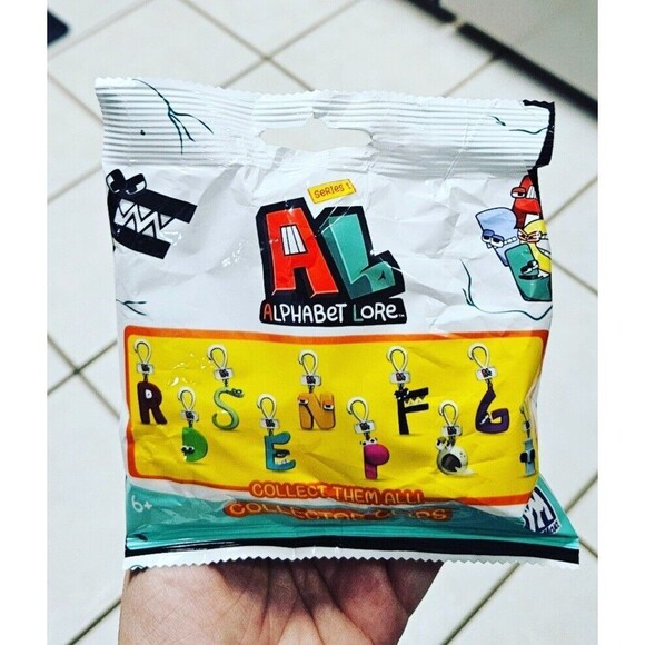 2024 Official Alphabet Lore Collector Clips Series 1 Letter G - Picture 9 of 11